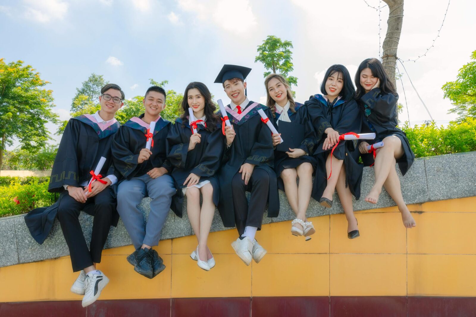 Technology and Platforms for Online Learning