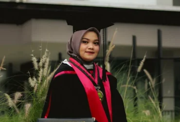 Online Masters Graduates